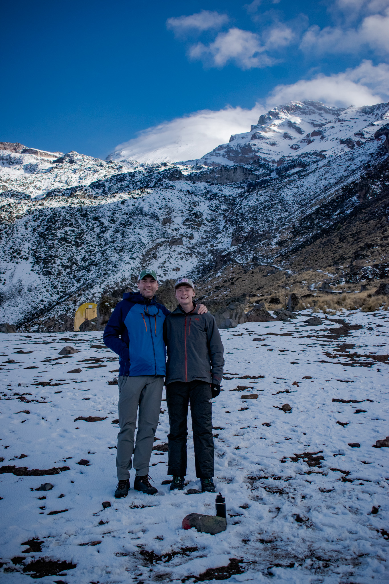 Climbers at Pico de Orizaba base camp — Althara Expeditions