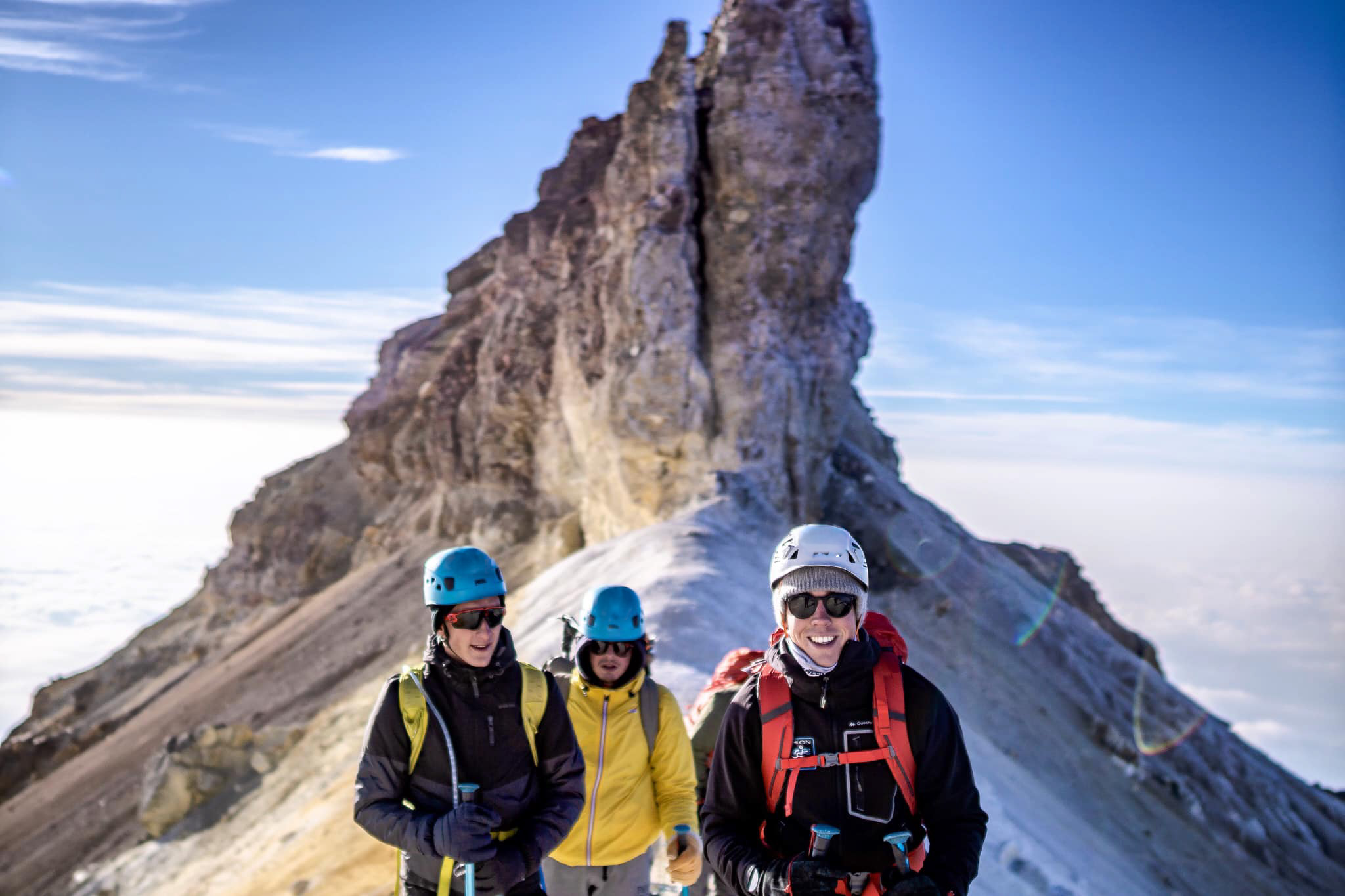 Group of climbers on the Iztaccíhuatl ridge — guided Mexico expedition